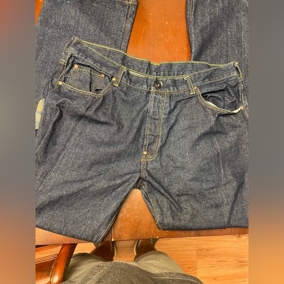 (SOLD) Beautiful Embroidery RMC Jeans - Picture 7 of 7